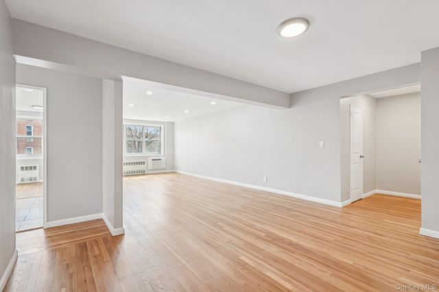 98 Dehaven Drive 4C, Yonkers, NY 10703