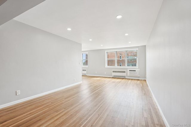 98 Dehaven Drive 4C, Yonkers, NY 10703