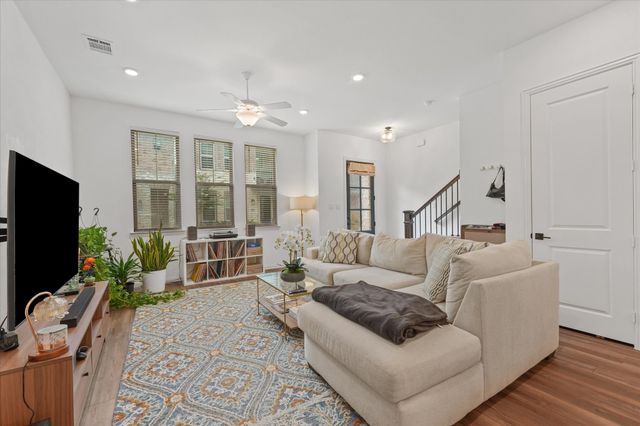 7562 Edgeware Road, Dallas, TX 75228