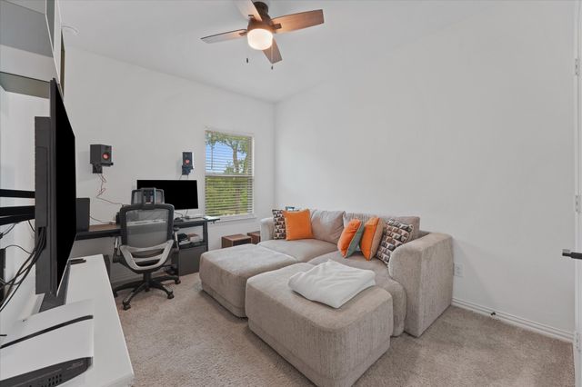 7562 Edgeware Road, Dallas, TX 75228