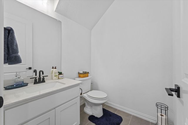 7562 Edgeware Road, Dallas, TX 75228
