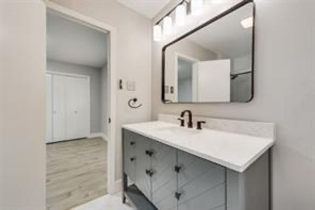 13030 Mitchwin Road, Farmers Branch, TX 75234