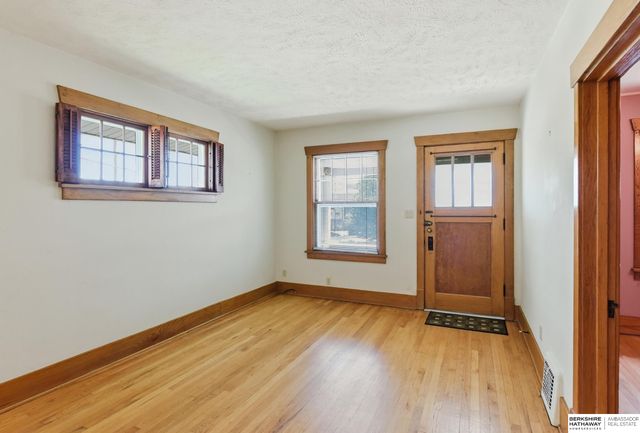 4602 Capitol Avenue, Omaha, NE 68132