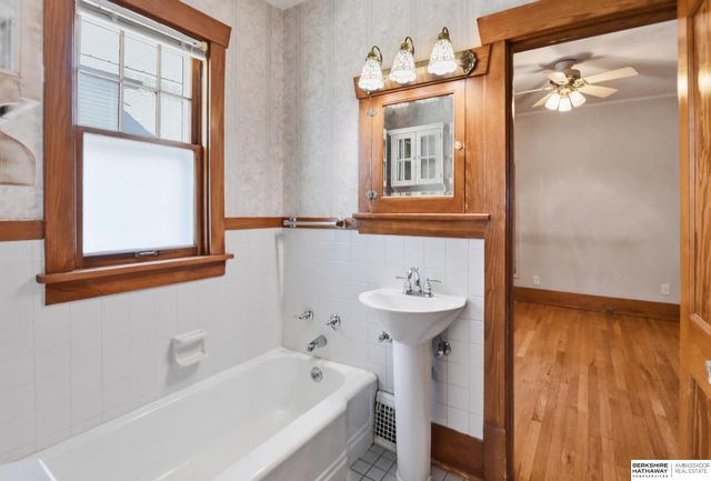 4602 Capitol Avenue, Omaha, NE 68132