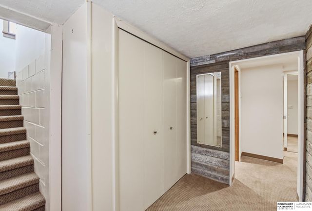 4602 Capitol Avenue, Omaha, NE 68132