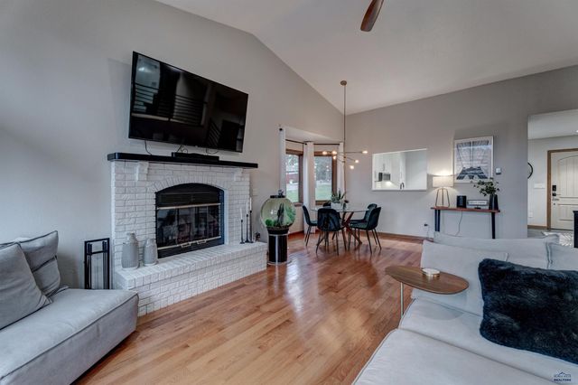 13165 MORSE PL, Rapid City, SD 57702