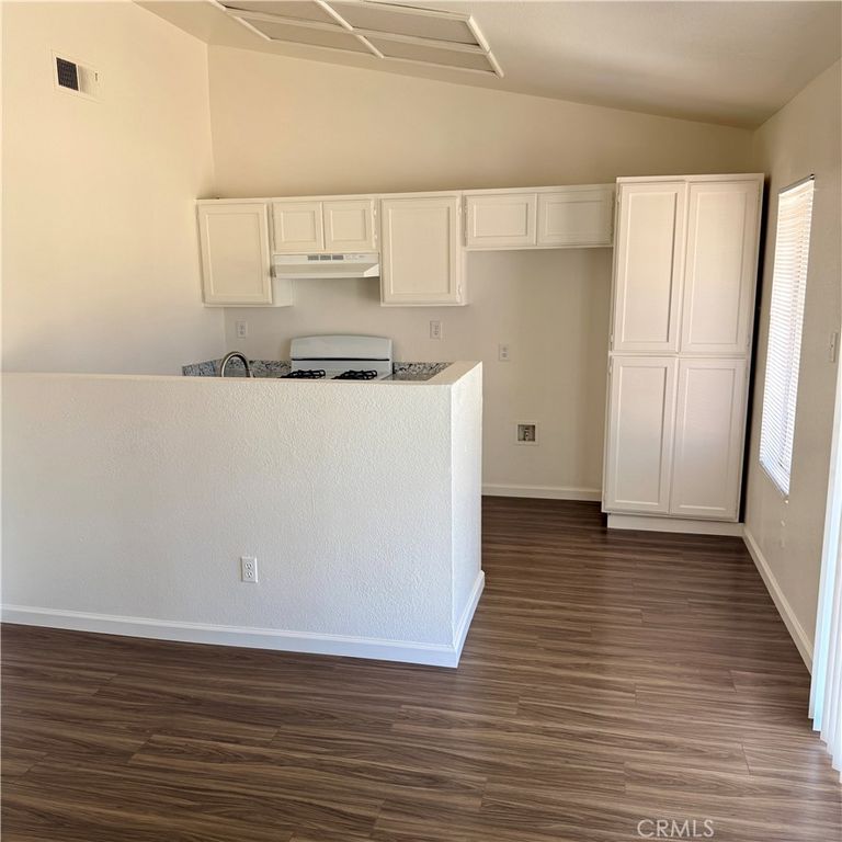 Image 11 of property listing at 11017 Desert Rose, Adelanto, CA 92301