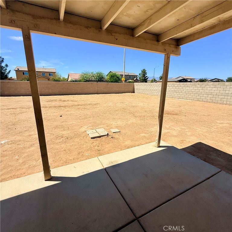 Image 35 of property listing at 11017 Desert Rose, Adelanto, CA 92301