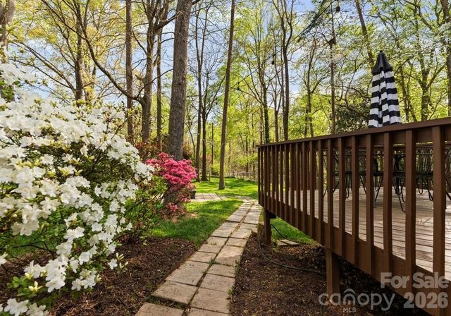 6809 Tara Drive, Charlotte, NC 28211