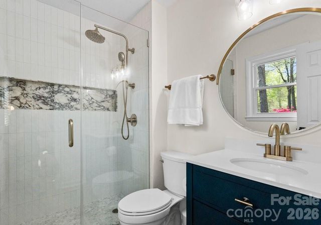 6809 Tara Drive, Charlotte, NC 28211