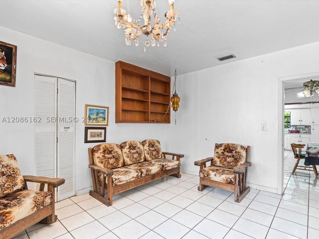 1236 Michigan Ave, Miami Beach, FL 33139