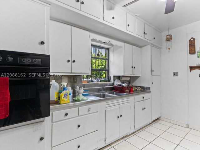 1236 Michigan Ave, Miami Beach, FL 33139