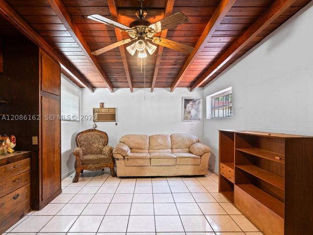 1236 Michigan Ave, Miami Beach, FL 33139