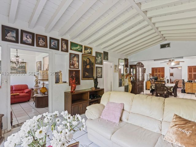 1236 Michigan Ave, Miami Beach, FL 33139