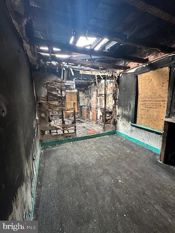 4412 POST RD, Marcus Hook, PA 19061