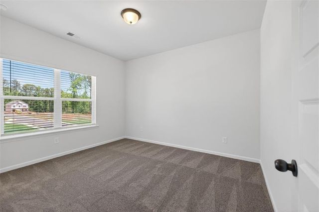 102 Thedford Drive, Hoschton, GA 30548