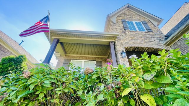 6013 Whitwort Drive, Mount Juliet, TN 37122