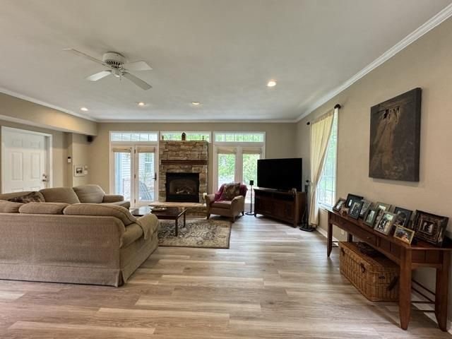 4308 N Juniper Drive, Janesville, WI 53545