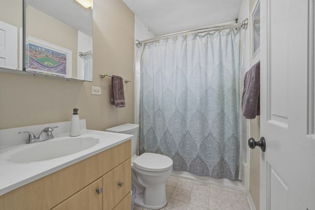 1300 Knollwood Road, Deerfield, IL 60015