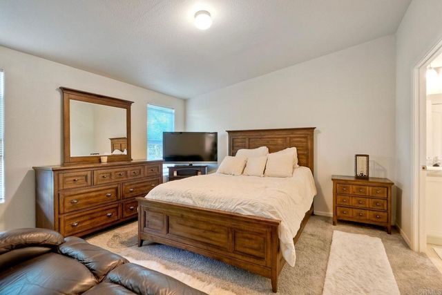 2700 E Valley Pkwy Spc #81, Escondido, CA 92027