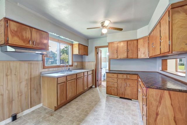 1230 E FREMONT STREET, Appleton, WI 54915