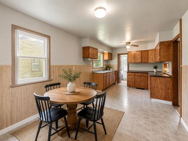1230 E FREMONT STREET, Appleton, WI 54915