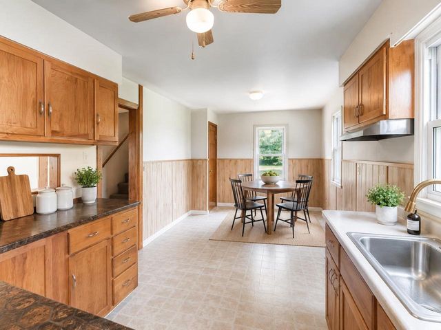 1230 E FREMONT STREET, Appleton, WI 54915