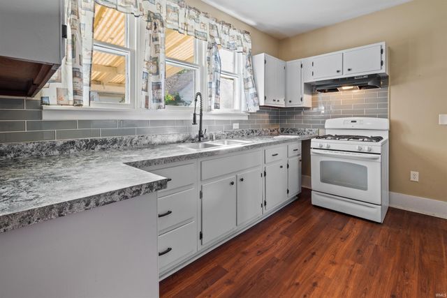 341 E High Street, Huntington, IN 46750