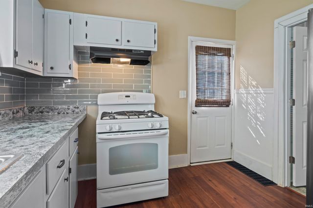341 E High Street, Huntington, IN 46750