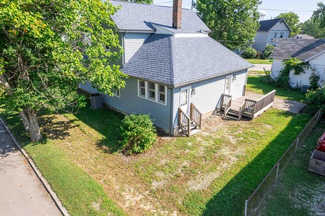 341 E High Street, Huntington, IN 46750