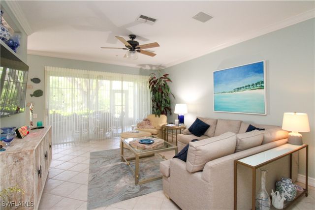 817 Carrick Bend CIR 101, Naples, FL 34110