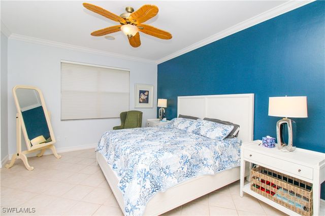 817 Carrick Bend CIR 101, Naples, FL 34110