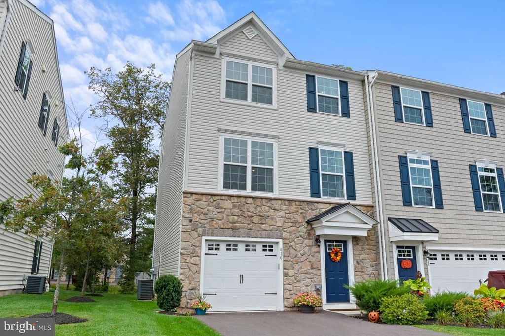 410 ARBOR BLVD, Perkasie, PA 18944