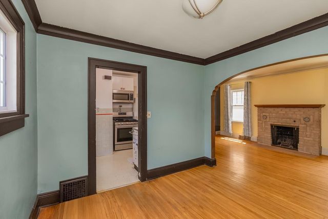 3805 35th Avenue S, Minneapolis, MN 55406