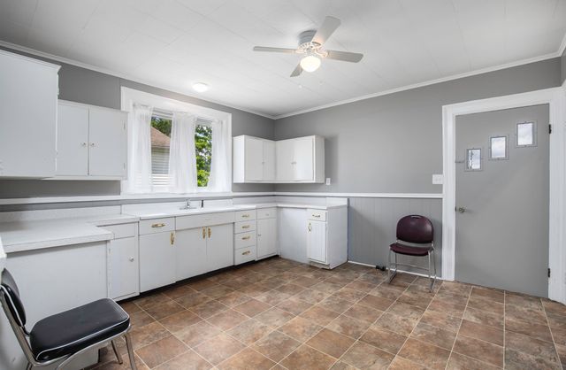 118 E 19th Street, Paris, KY 40361