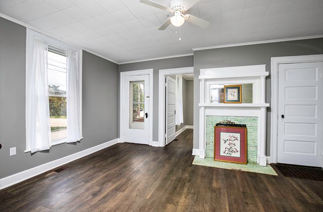 118 E 19th Street, Paris, KY 40361