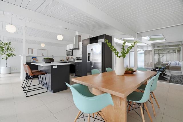 625 W Remington Drive, Sunnyvale, CA 94087