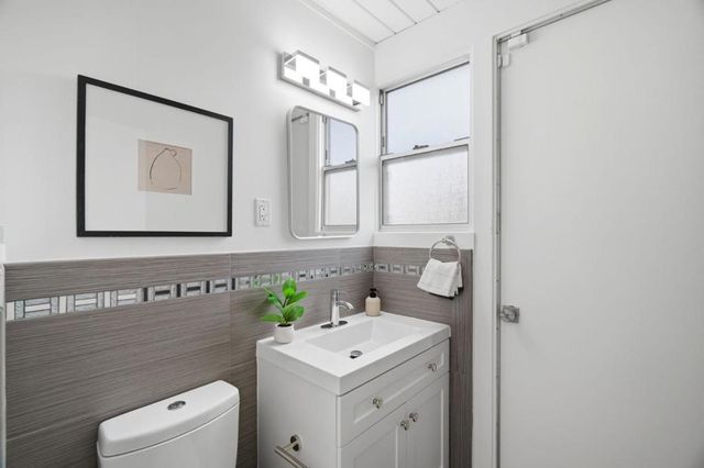 625 W Remington Drive, Sunnyvale, CA 94087