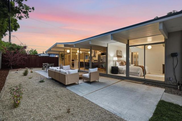 625 W Remington Drive, Sunnyvale, CA 94087