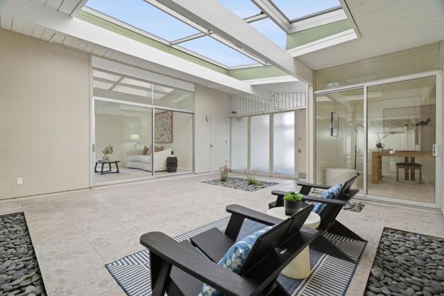 625 W Remington Drive, Sunnyvale, CA 94087