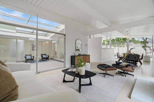 625 W Remington Drive, Sunnyvale, CA 94087