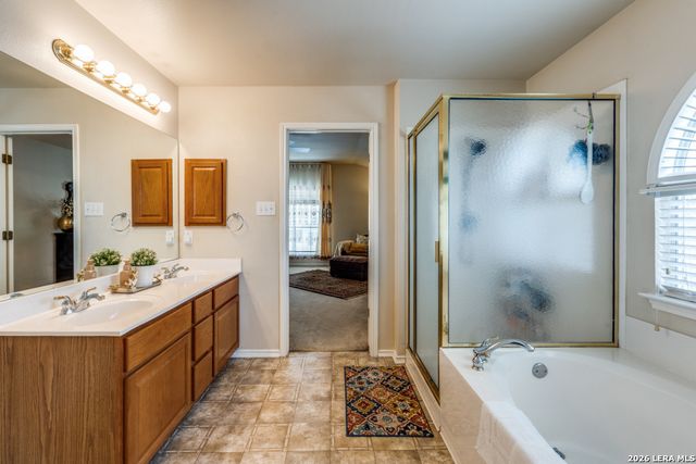 141 Falcon Crossing, Cibolo, TX 78108