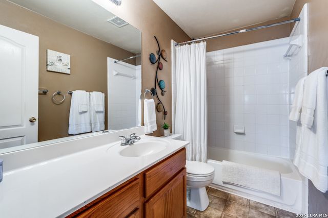 141 Falcon Crossing, Cibolo, TX 78108