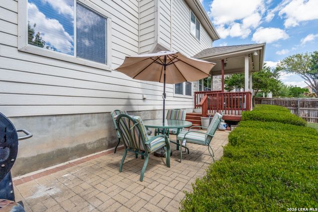 141 Falcon Crossing, Cibolo, TX 78108