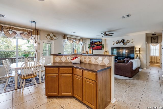 141 Falcon Crossing, Cibolo, TX 78108