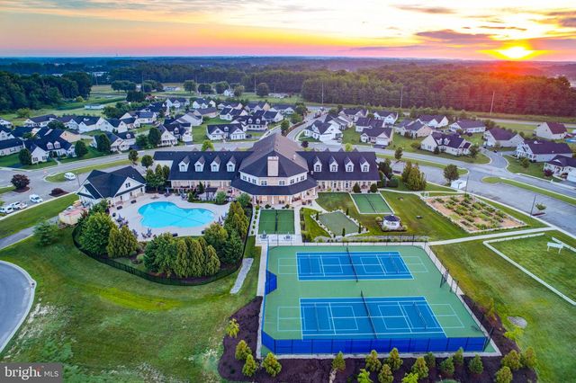 24 ARIEL LN, Dover, DE 19904