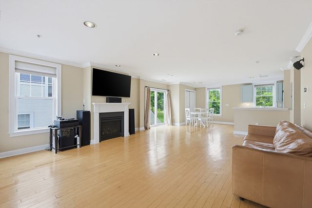 12 Honora Ln 12, Bourne, MA 02532