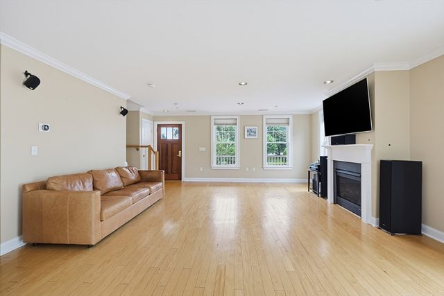 12 Honora Ln 12, Bourne, MA 02532