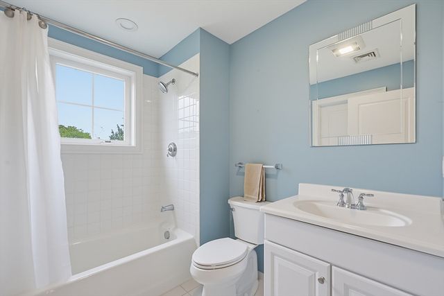 12 Honora Ln 12, Bourne, MA 02532