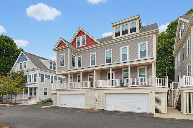 12 Honora Ln 12, Bourne, MA 02532